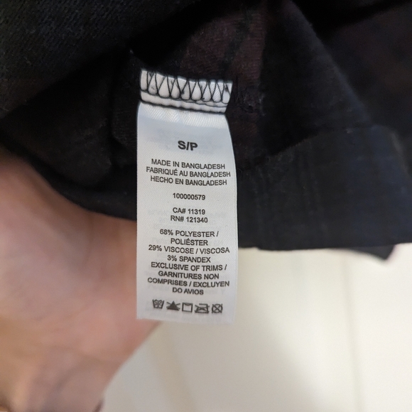 Bodycon plaid pencil skirt with gold hardware - Picture 3 of 5